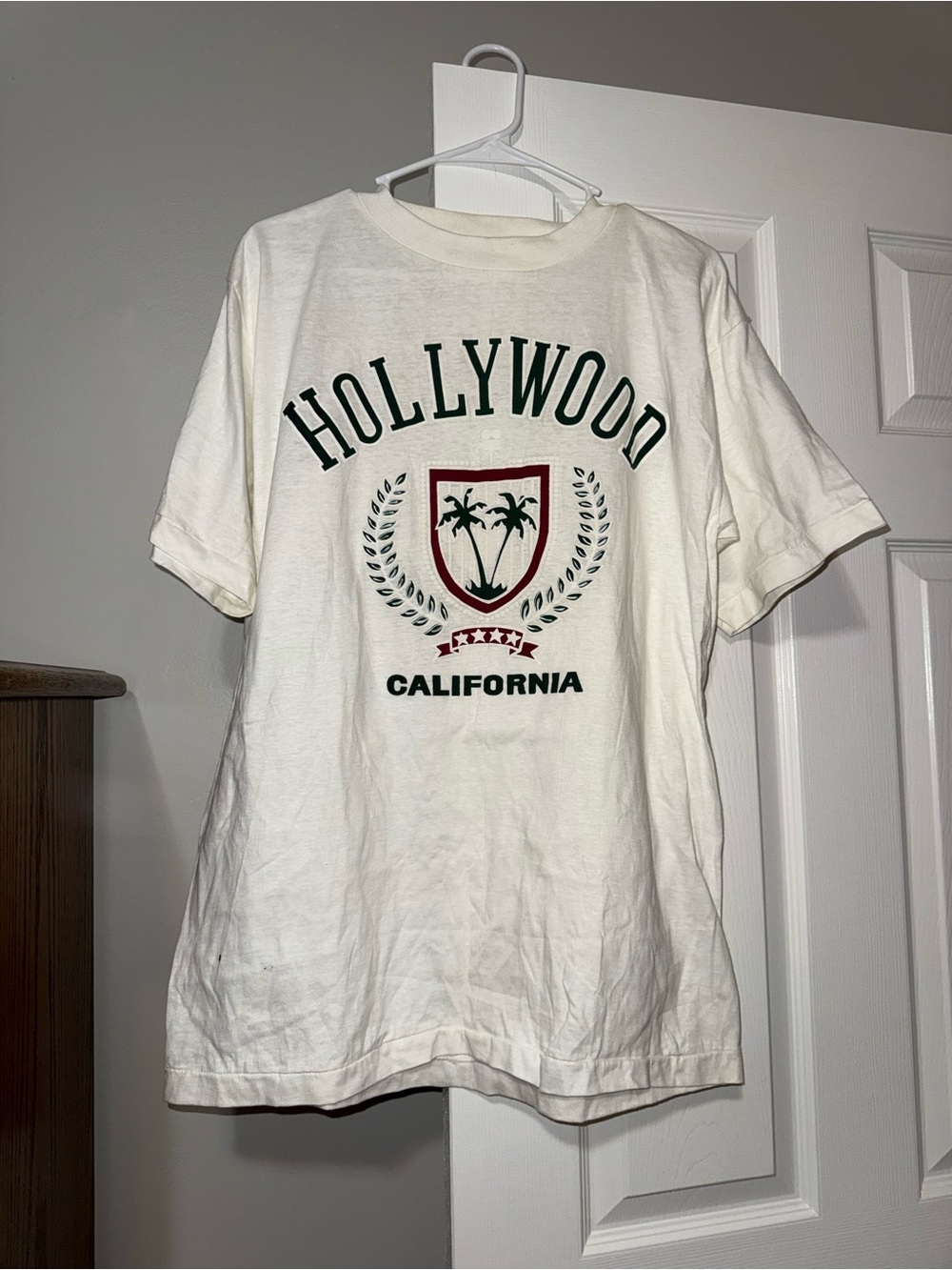 Unbranded Hollywood California Cream Graphic Tee